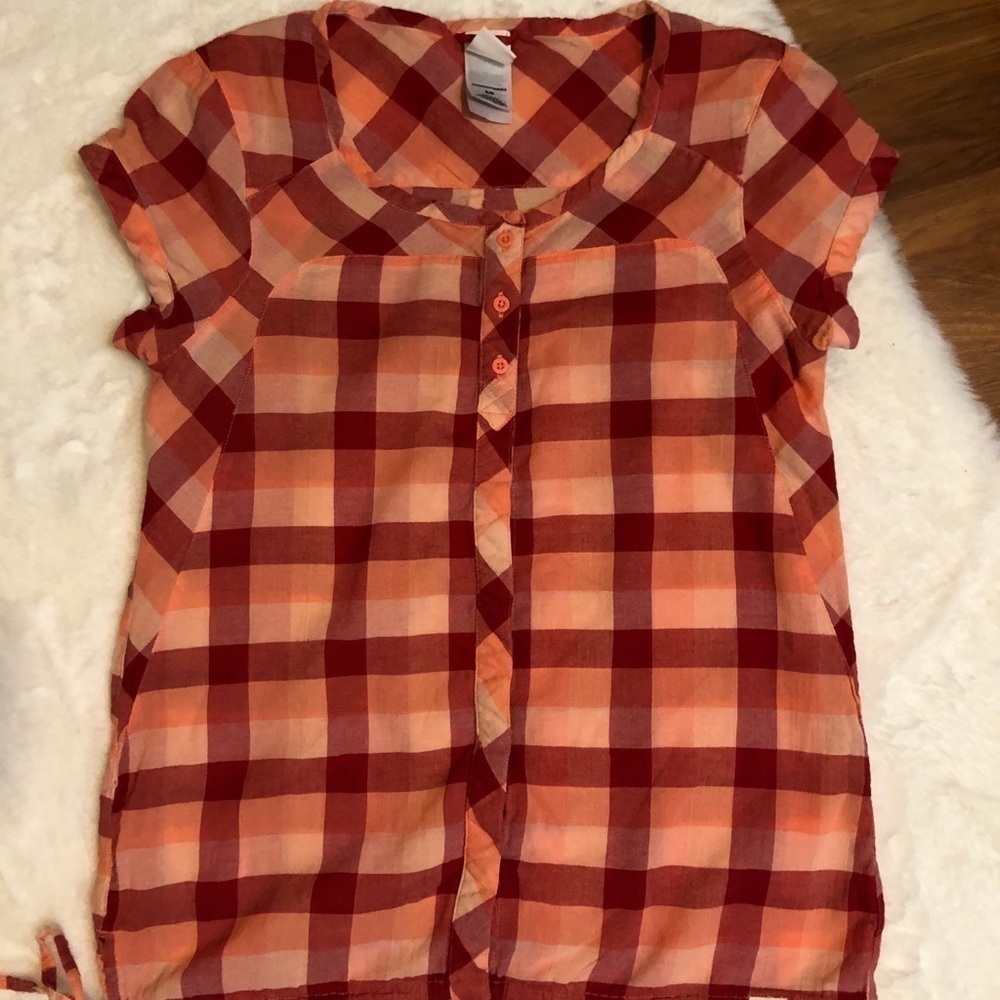The North Face button down plaid shirt - Picture 2 of 7